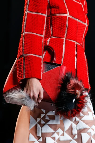 Look 98